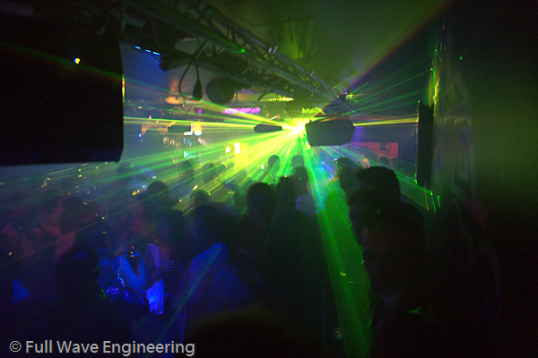 gal/Clubbing/VH0L3391.jpg