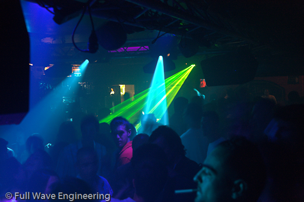 gal/Clubbing/VH0L3394.jpg