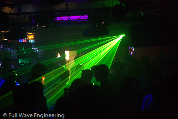 gal/Clubbing/VH0L3446.jpg