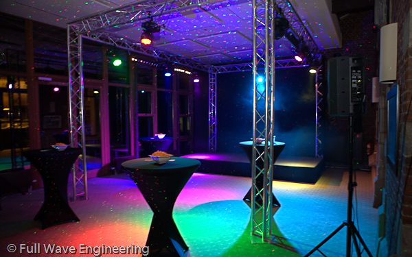 gal/Party/VH0L5507.jpg